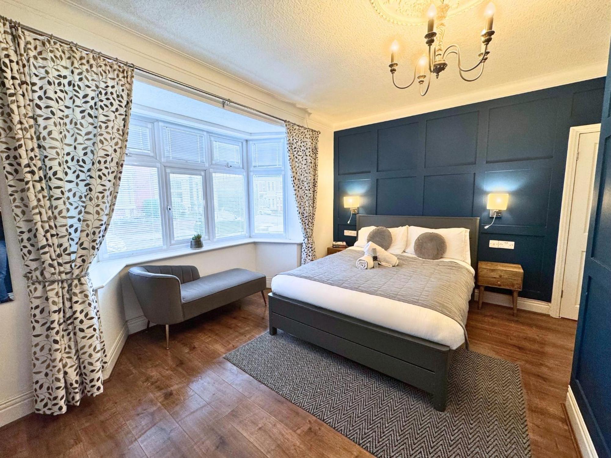 Hot Tub, Free Parking, Near Shops & Restaurants, Location 1M To City Jesmond Luaran gambar